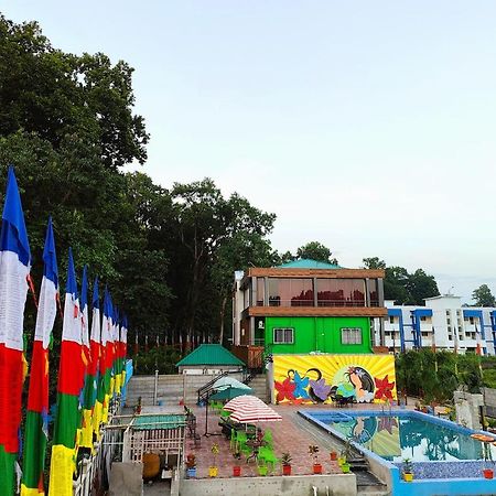 Green Vista Resort Chalsa Exterior photo